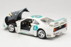 Ferrari F40 4444 Tage Garanta #4 Valkoinen Bburago 1:18 3332-W5 Metalli — kuva 5 / 8