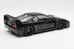 Ferrari F40 Musta Kyosho 1:18 08416BK Metalli — kuva 4 / 10