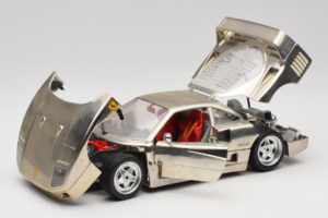 Ferrari F40 Chrome Silver Bburago 1:18 3401 Metalli — kuva 2 / 8