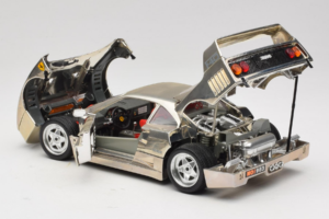 Ferrari F40 Chrome Silver Bburago 1:18 3401 Metalli — kuva 5 / 8