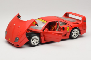 Ferrari F40 Club Deutschland Punainen Bburago 1:18 3032-L3 Metalli — kuva 2 / 8