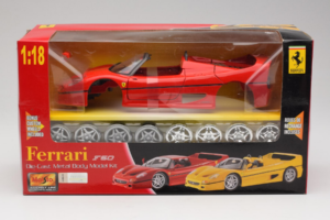 Ferrari F40 Punainen Model Kit Maisto 1:18 39822 Metalli