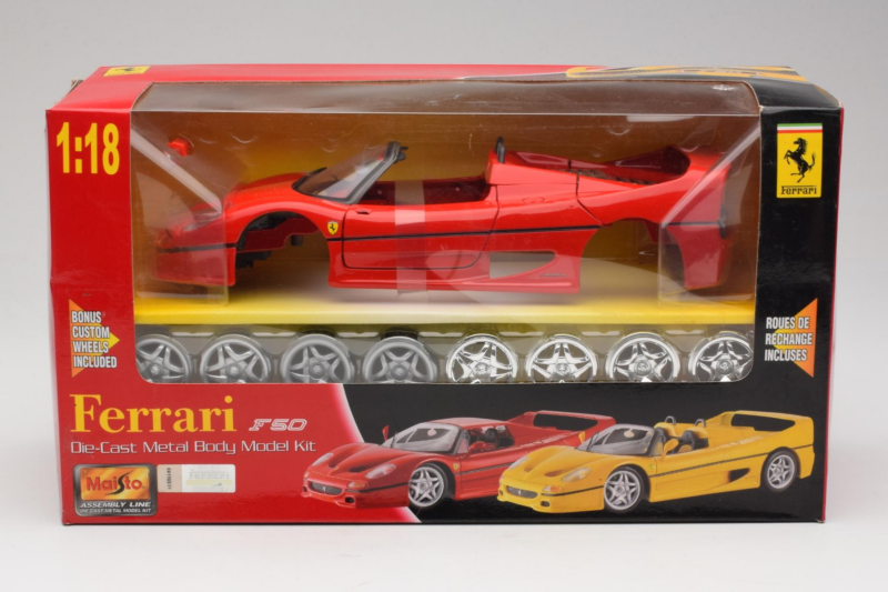 Ferrari F40 Punainen Model Kit Maisto 1:18 39822 Metalli