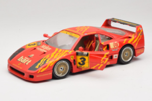 Ferrari F40 Evoluzione #3 Brummel Punainen 1987 Bburago 1:18 3022-P2 Metalli — kuva 2 / 8