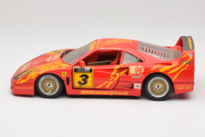Ferrari F40 Evoluzione #3 Brummel Punainen 1987 Bburago 1:18 3022-P2 Metalli — kuva 4 / 8