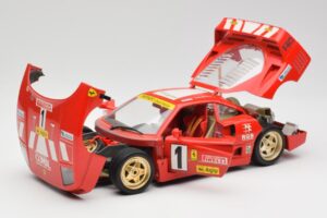 Ferrari F40 Evoluzione Bburago 1:18 3042 Metalli — kuva 2 / 8