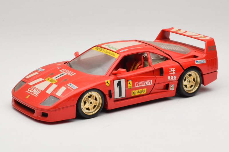 Ferrari F40 Evoluzione #1 Pirelli Punainen 1992 Bburago 1:18 3042-P1 Metalli