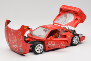 Ferrari F40 Evoluzione FC Nürnberg Special Edition Punainen Bburago 1:18 3042-FCN Metalli — kuva 2 / 8