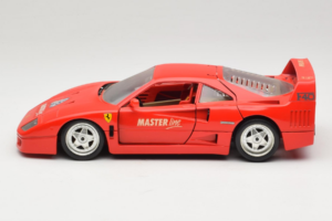 Ferrari F40 Evoluzione Punainen Master Line Bburago 1:18 3042-M1 Metalli — kuva 4 / 8
