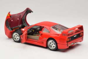 Ferrari F40 Evoluzione Punainen Master Line Bburago 1:18 3042-M1 Metalli — kuva 5 / 8