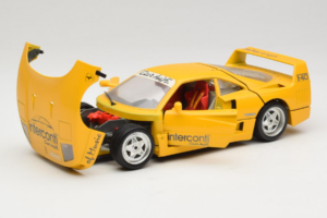 Ferrari F40 Interconti Car HiFi Keltainen Bburago 1:18 3032-I1 Metalli — kuva 2 / 8
