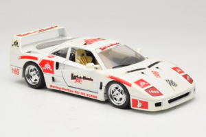 Ferrari F40 Kart-o-Mania Valkoinen Bburago 1:18 3332-W3 Metalli — kuva 6 / 8