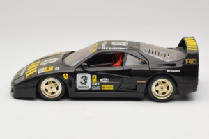 Ferrari F40 Magneti Marelli #3 Musta Bburago 1:18 3022-B1 Metalli — kuva 4 / 8