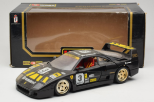 Ferrari F40 Magneti Marelli #3 Musta Bburago 1:18 3022-B1 Metalli — kuva 8 / 8