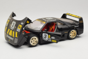 Ferrari F40 Magneti Marelli #3 Musta Bburago 1:18 3022-B1 Metalli — kuva 2 / 8