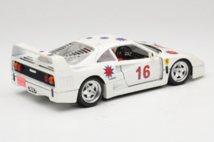 Ferrari F40 #16 Borsenmodells Valkoinen Limited Edition 333 pcs 1987 Bburago 1:18 3332-W1 Metalli — kuva 3 / 8