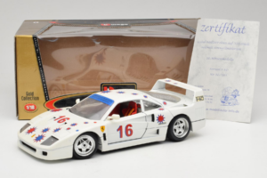Ferrari F40 #16 Borsenmodells Valkoinen Limited Edition 333 pcs 1987 Bburago 1:18 3332-W1 Metalli — kuva 8 / 8