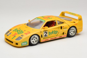 Ferrari F40 Totip Jolly Club #2 Keltainen Bburago 1:18 3332-Y1 Metalli