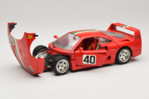 Ferrari F40 #40 Punainen Italian Lipulla Bburago 1:18 3032-P1 Metalli — kuva 2 / 8