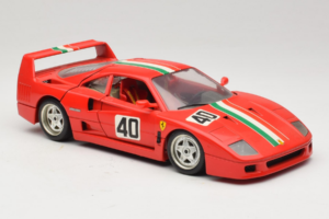 Ferrari F40 #40 Punainen Italian Lipulla Bburago 1:18 3032-P1 Metalli — kuva 6 / 8