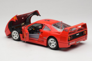 Ferrari F40 #8 Bevro International Punainen 1987 Bburago 1:18 3332-P3 Metalli — kuva 5 / 8