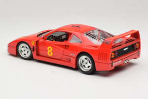 Ferrari F40 #8 Bevro International Punainen 1987 Bburago 1:18 3332-P3 Metalli — kuva 7 / 8