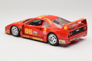 Ferrari F40 LM #86 Ch. Pozzi IMSA 24 Hours of Le Mans 1985 Punainen Bburago 1:18 3332-P6 Metalli — kuva 7 / 8