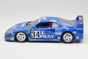 Ferrari F40 #34 M. Ferte / Thavenin / Palau Pilot Sininen 1987 Bburago 1:18 3032-B1 Metalli — kuva 4 / 8