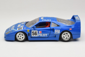 Ferrari F40 Pilot #56 Sininen Bburago 1:18 3332-BL1 Metalli — kuva 4 / 8