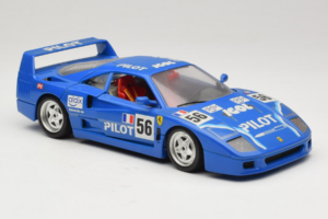 Ferrari F40 Pilot #56 Sininen Bburago 1:18 3332-BL1 Metalli — kuva 6 / 8