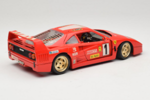 Ferrari F40 Pirelli Agip #1 Ferrari Club Italia Punainen Bburago 1:18 3032-P2 Metalli — kuva 3 / 8