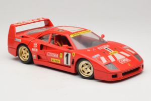 Ferrari F40 Pirelli Agip #1 Ferrari Club Italia Punainen Bburago 1:18 3032-P2 Metalli — kuva 6 / 8