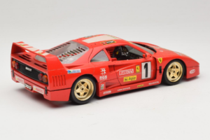 Ferrari F40 Evoluzione #1 Pirelli Agip Punainen Kultaisilla Pyörillä 1992 Bburago 1:18 3042-P2 Metalli — kuva 3 / 8