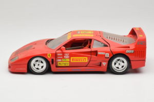 Ferrari F40 Pirelli BBS Punainen Bburago 1:18 3032-P4 Metalli — kuva 4 / 8