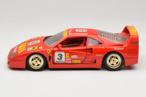 Ferrari F40 #3 Pirelli Punainen 1987 Bburago 1:18 3332-P4 Metalli — kuva 4 / 8