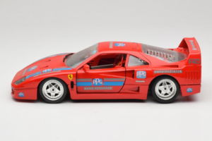 Ferrari F40 PPG Auto Refinish Punainen Bburago 1:18 3332-P1 Metalli — kuva 4 / 8