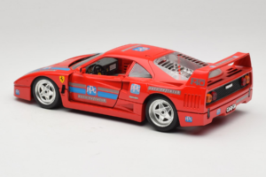 Ferrari F40 PPG Auto Refinish Punainen Bburago 1:18 3332-P1 Metalli — kuva 7 / 8