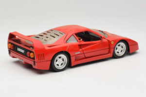 Ferrari F40 Punainen Tonka 1:18 17004 Metalli — kuva 3 / 8