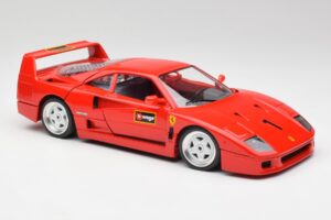 Ferrari F40 Punainen Bburago 1:18 3332 Metalli — kuva 6 / 8