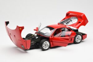 Ferrari F40 Punainen Kyosho 1:18 08416R2 Metalli — kuva 2 / 10