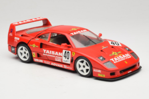 Ferrari F40 #40 T. Ohta / A. Reid Taisan Punainen 1987 Bburago 1:18 3022-T1 Metalli — kuva 6 / 8