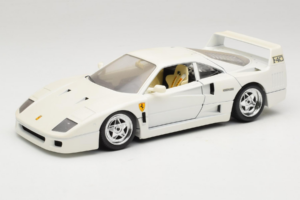 Ferrari F40 Valkoinen Bburago 1:18 3332-W4 Metalli