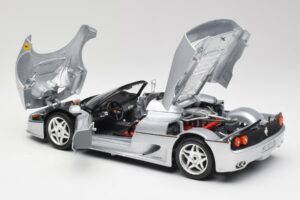 Ferrari F50 Avoauto Hopea Bburago 1:18 3372 Metalli — kuva 5 / 8
