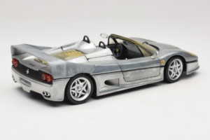 Ferrari F50 Avoauto Chrome Silver Rajoitettu Erä Hot Wheels 1:18 25741 Metalli — kuva 3 / 8