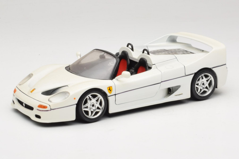 Ferrari F50 Avoauto Valkoinen Bburago 1:18 3352-W1 Metalli