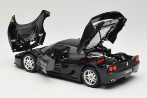 Ferrari F50 Coupe Musta Bburago 1:18 3372-B1 Metalli — kuva 5 / 8
