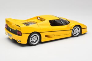 Ferrari F50 Giallo Modena Maisto 1:18 F50001 Metalli — kuva 3 / 8