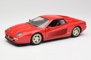 Ferrari F512 M Punainen Hot Wheels 1:18 29758 Metalli