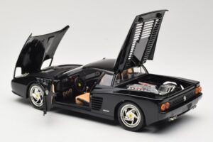 Ferrari F512M Musta Hot Wheels 1:18 23922 Metalli — kuva 5 / 8