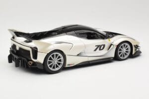 Ferrari FXX-K Evo #70 Valkoinen Bburago 1:18 18-16012 Metalli — kuva 3 / 8